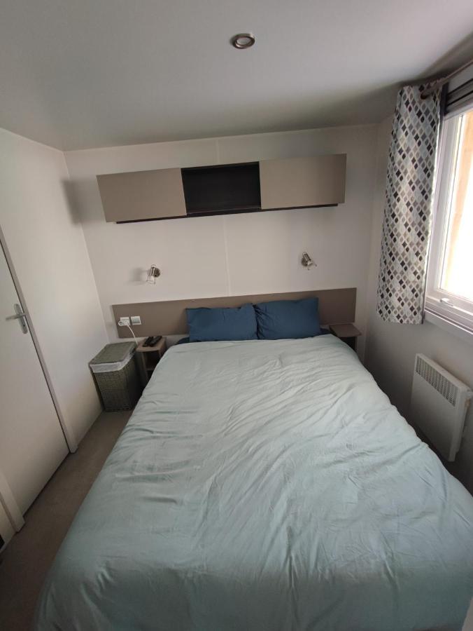 Mobilhome 741 Les Charmettes,3Ch,2Sdb,Lave Linge,Lave Vaisselle,Clim,2Wc Les Mathes Eksteriør billede